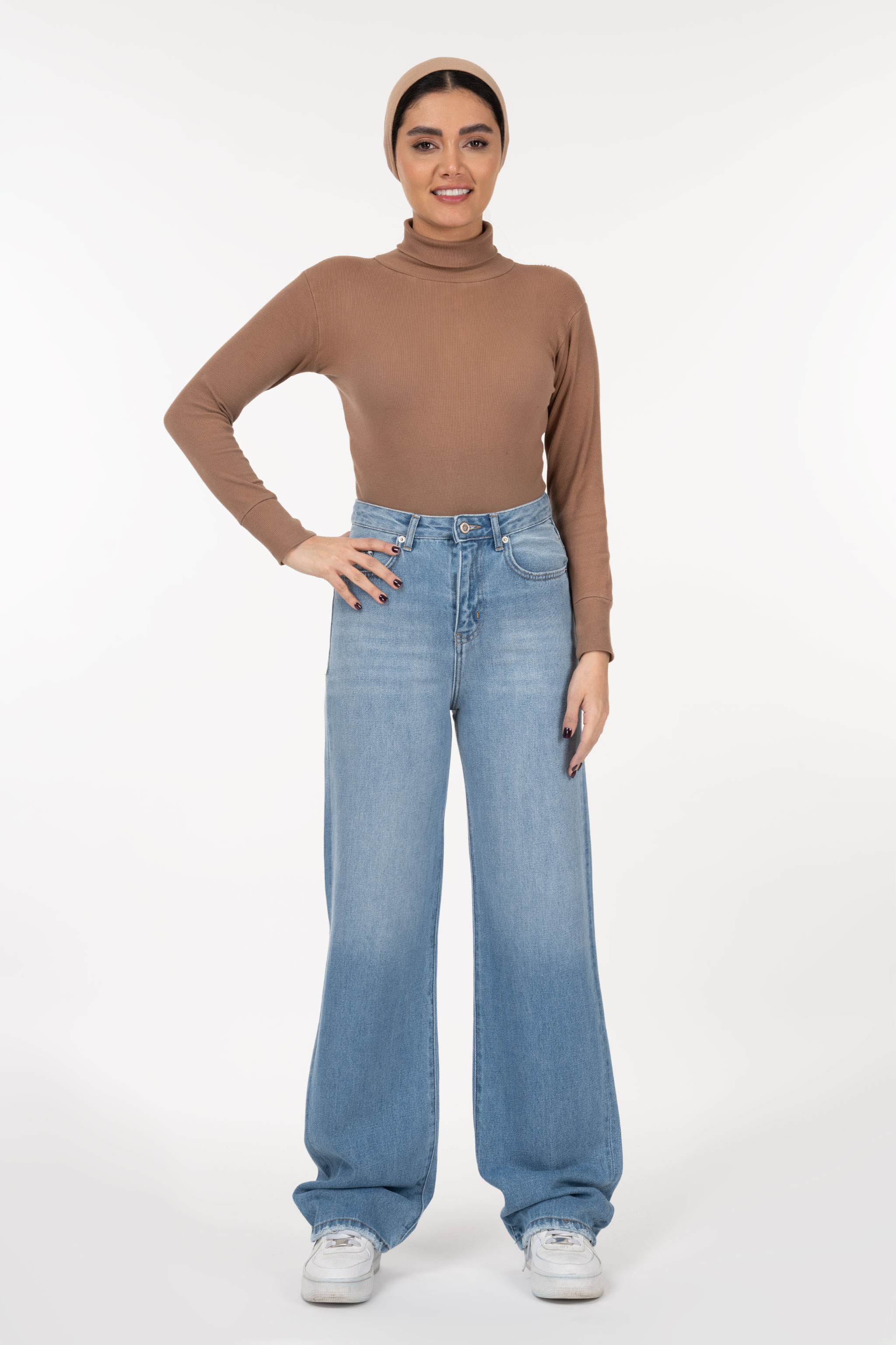 شلوار جین زنانه نیم بگ آبی روشن جک پات ریزشی رویال جین royal jeans