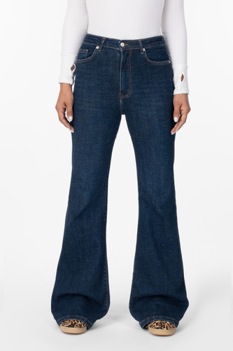 شلوار جین زنانه بوتکات فلکس(کشی) آبی تیره برفکی رویال جین Royal Jeans
