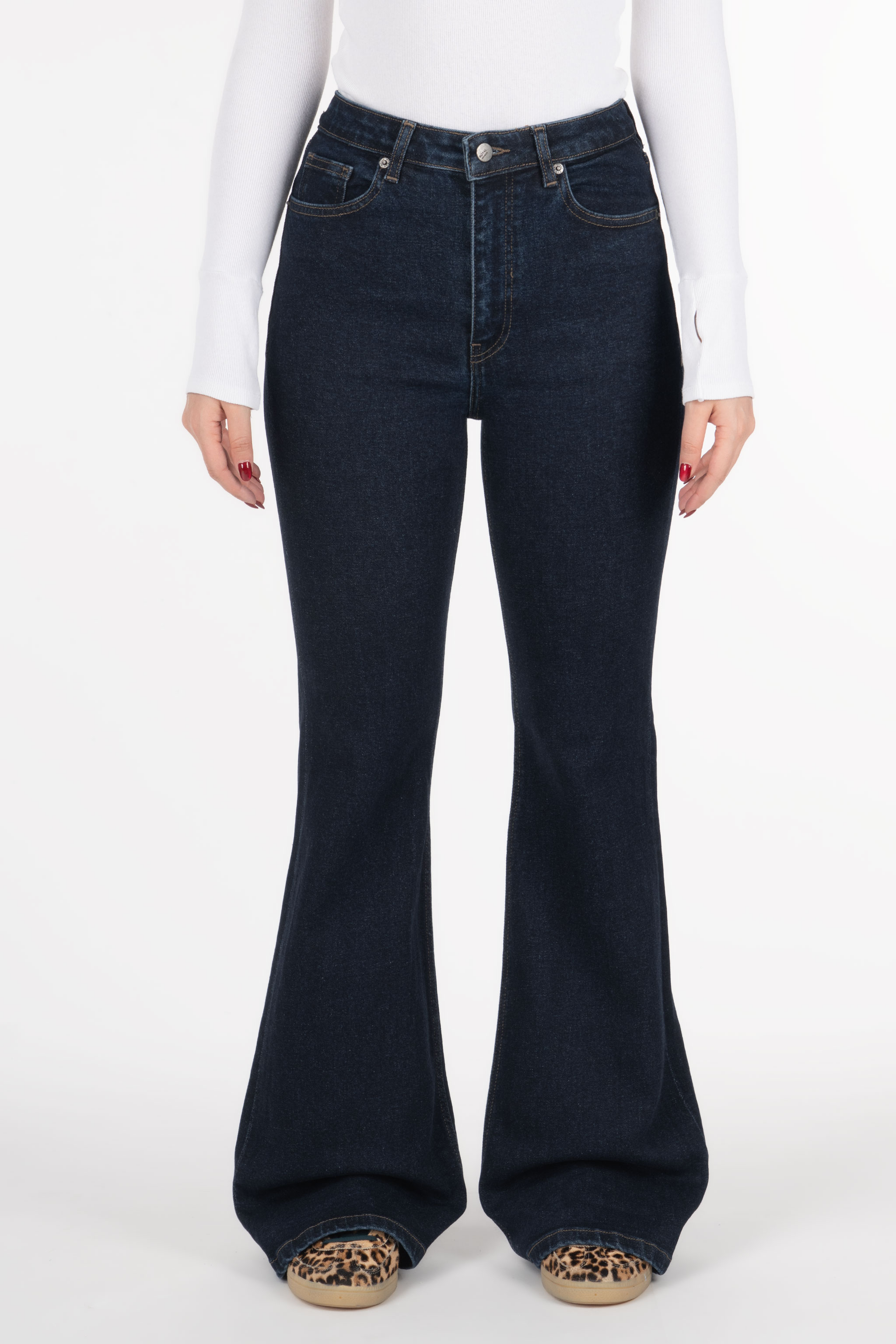 شلوار جین زنانه بوت‌کات فلکس(کشی) آبی خام شور رویال جین Royal Jeans